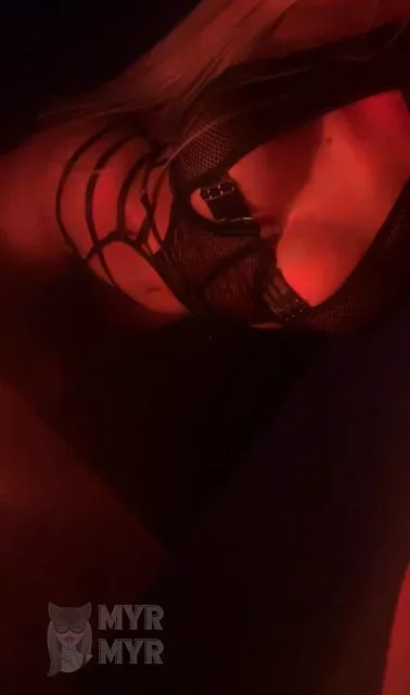 Кира, эротический массаж