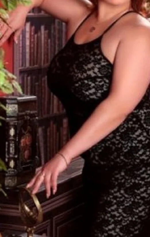 Вика, эротический массаж